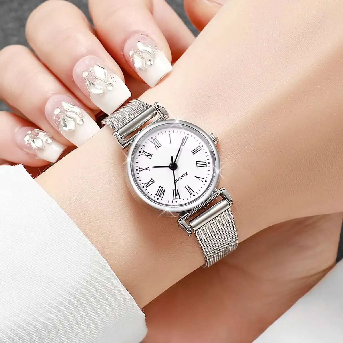 1/2PCS Mode Damenuhren Casual  – Stainless Mesh Band Bewertung und Preis